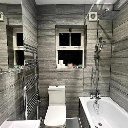 Contemporary Cotham House By Prescott Апартаменты Бристоль